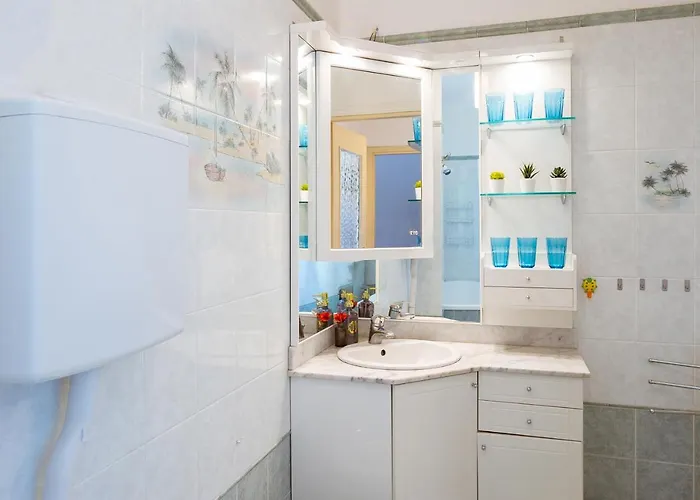 Daire Erica - 2 Bedrooms, Terrace, Wifi Sanremo